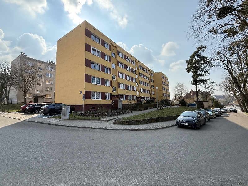 kliknij