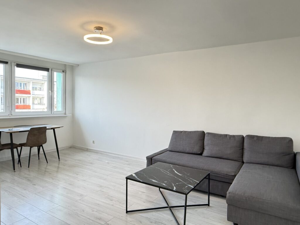 Dwupokojowe mieszkanie po kapitalnym remoncie-45 m2, Barlinek, ul.Chmielna.