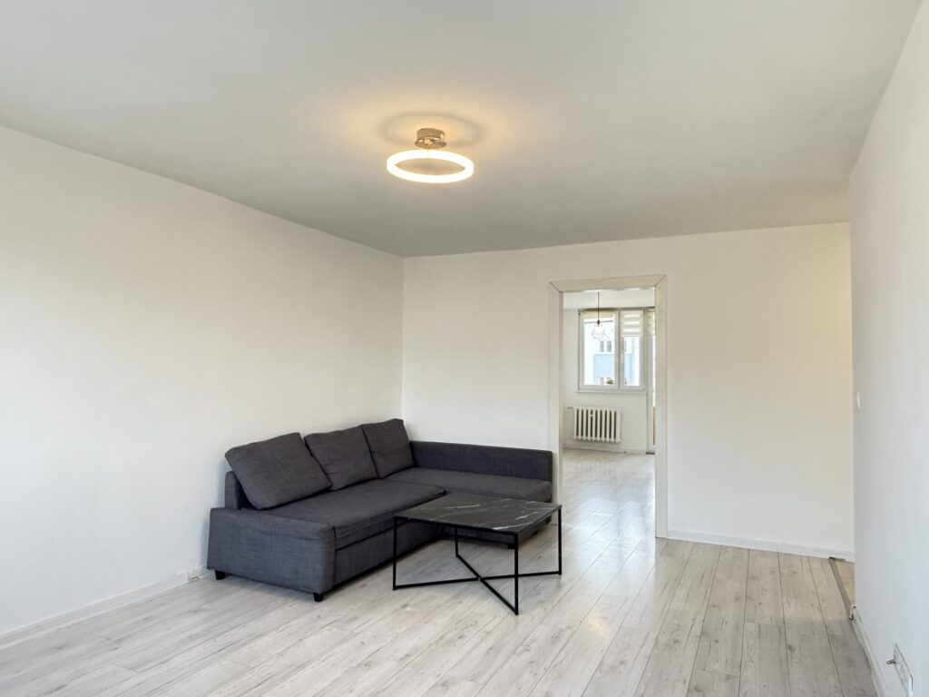 Dwupokojowe mieszkanie po kapitalnym remoncie-45 m2, Barlinek, ul.Chmielna.